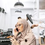 Intolérance : une coiffeuse ose demander à une femme musulmane de retirer son voile !